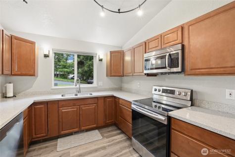 22336 122nd Avenue SE Kent WA 98031
