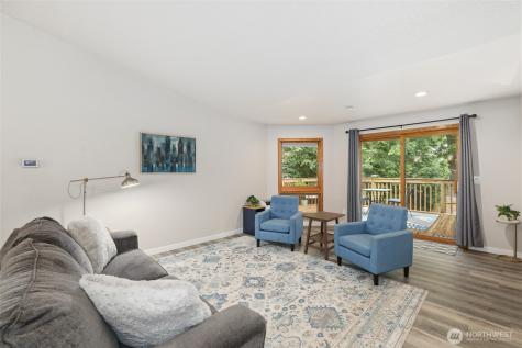 22336 122nd Avenue SE Kent WA 98031