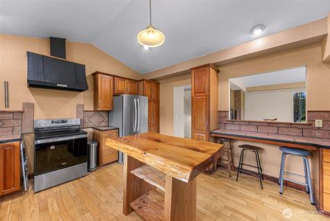 46003 Concrete Sauk Valley Road Concrete WA 98237