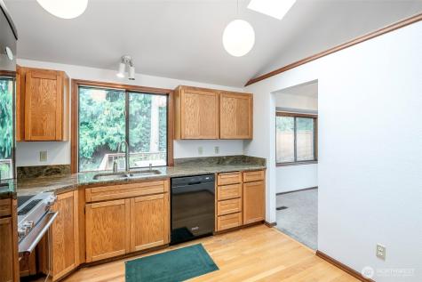 8822 121st Street E Puyallup WA 98373