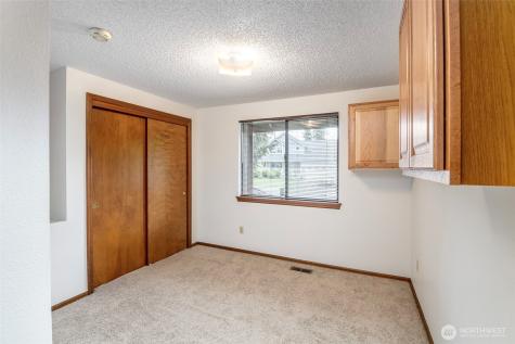8822 121st Street E Puyallup WA 98373