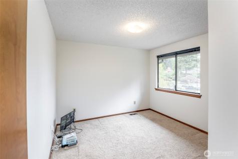 8822 121st Street E Puyallup WA 98373