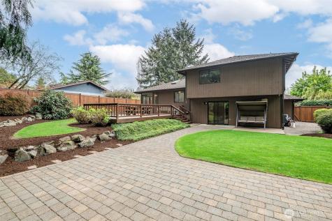 8822 121st Street E Puyallup WA 98373