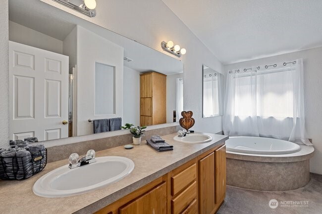 674 River Drive SW Quincy WA 98848