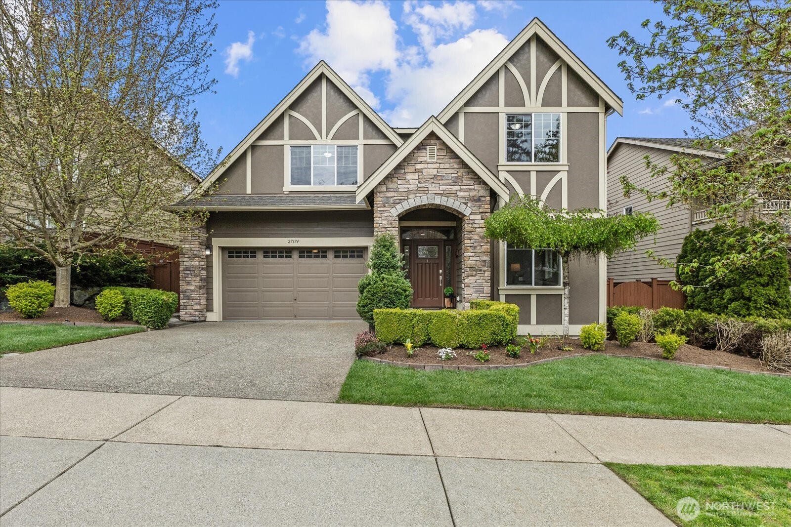 27174 SE 18th Place Sammamish WA 98075