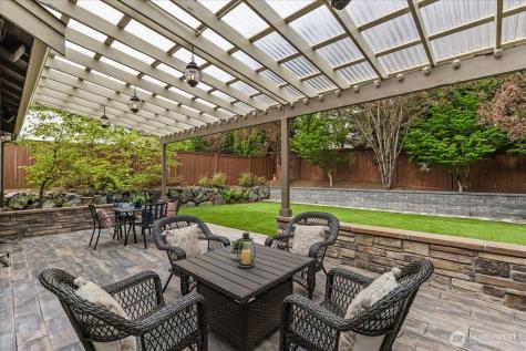 27174 SE 18th Place Sammamish WA 98075