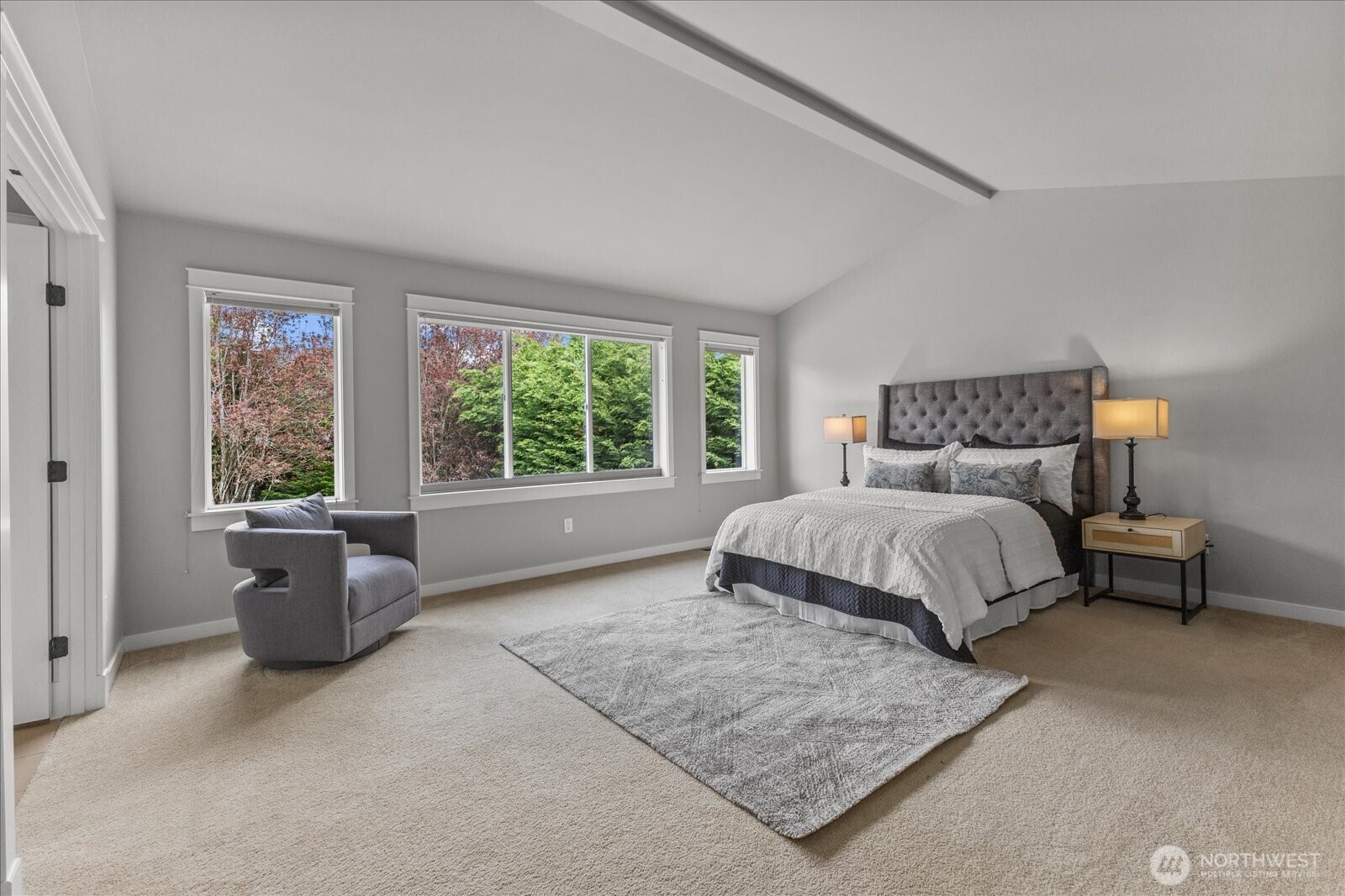 27174 SE 18th Place Sammamish WA 98075