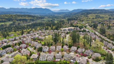 27174 SE 18th Place Sammamish WA 98075