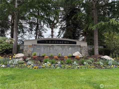 27174 SE 18th Place Sammamish WA 98075