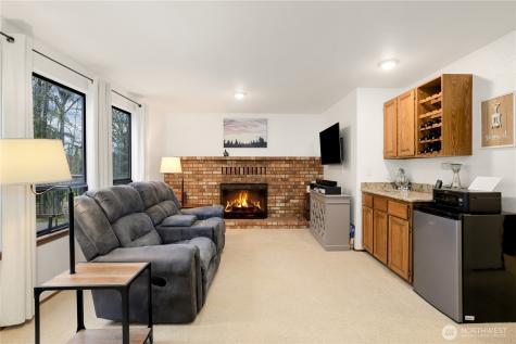 27721 187th Avenue SE Kent WA 98042