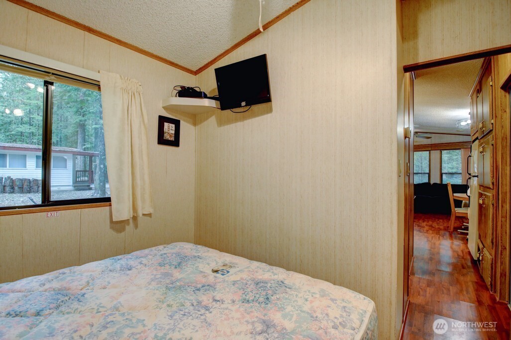 96 Sunset Circle Deming WA 98244