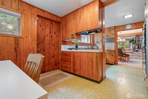 3649 Long Lake Road SE Port Orchard WA 98366