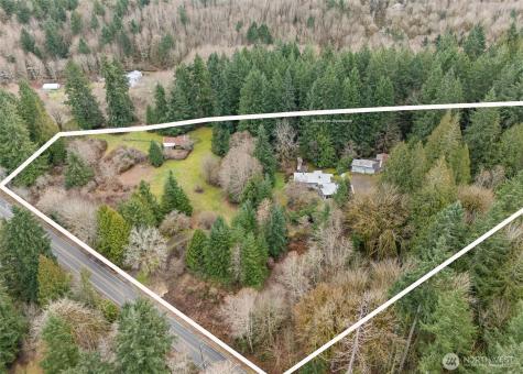 3649 Long Lake Road SE Port Orchard WA 98366