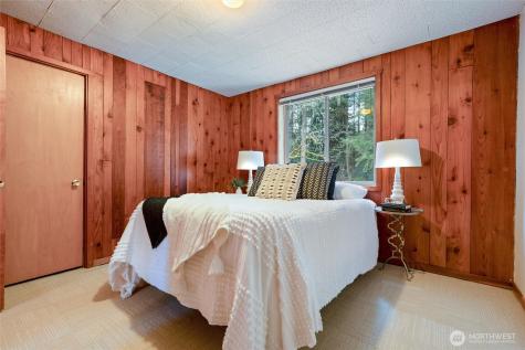 3649 Long Lake Road SE Port Orchard WA 98366