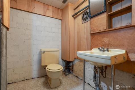 3649 Long Lake Road SE Port Orchard WA 98366