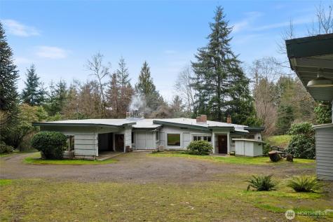 3649 Long Lake Road SE Port Orchard WA 98366