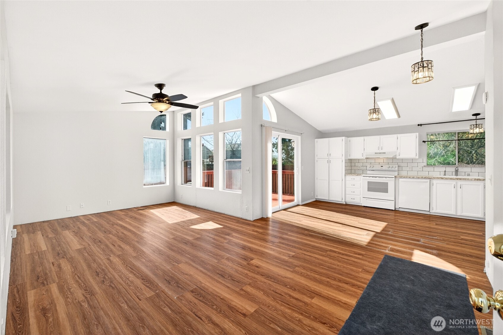 22110 Cedarview Drive E Bonney Lake WA 98391