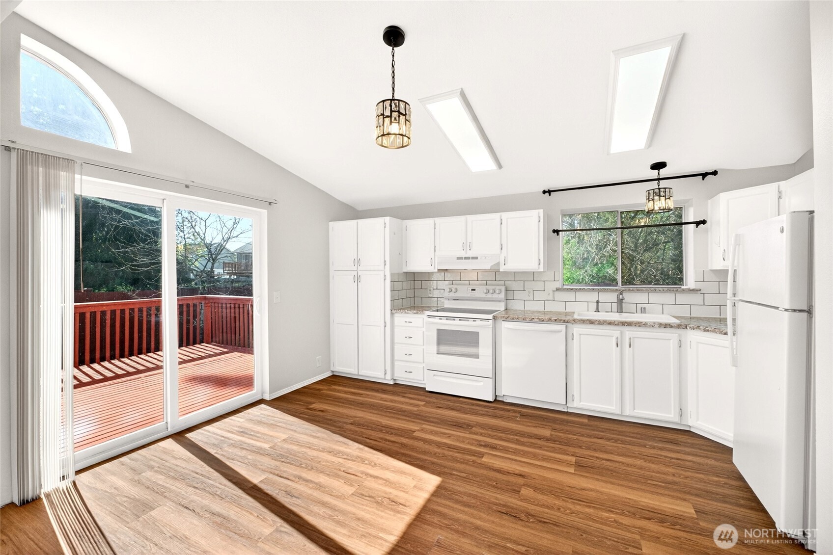 22110 Cedarview Drive E Bonney Lake WA 98391