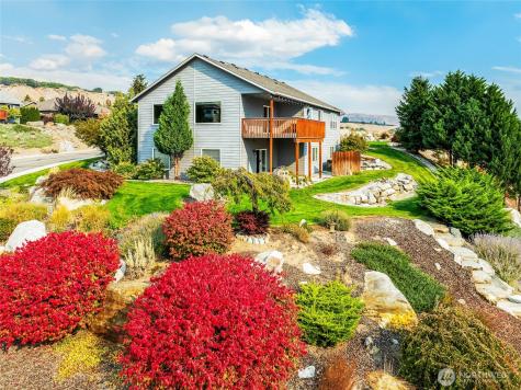 2840 Akamai Way East Wenatchee WA 98802