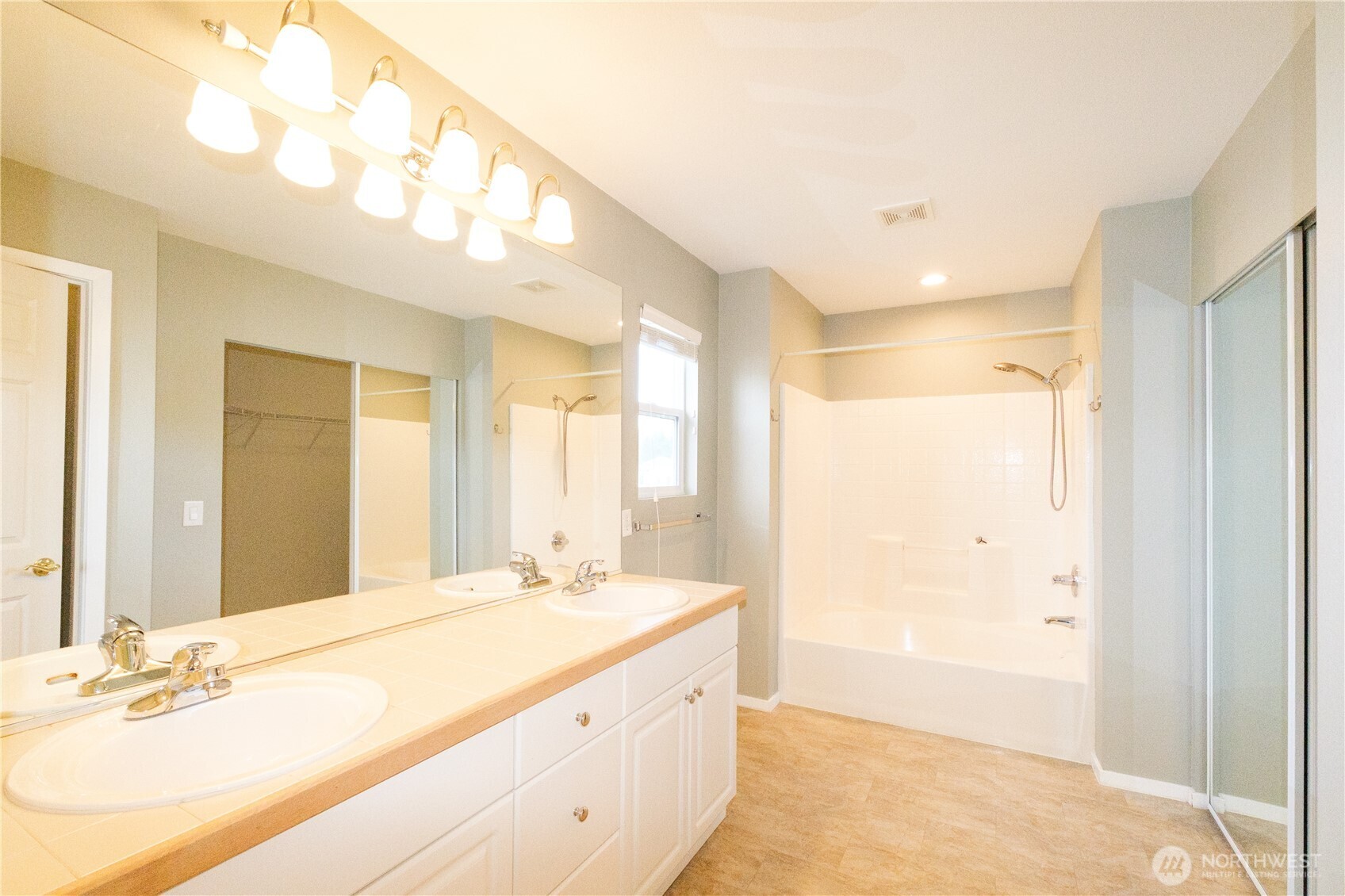 1931 62nd St SE Auburn WA 98092