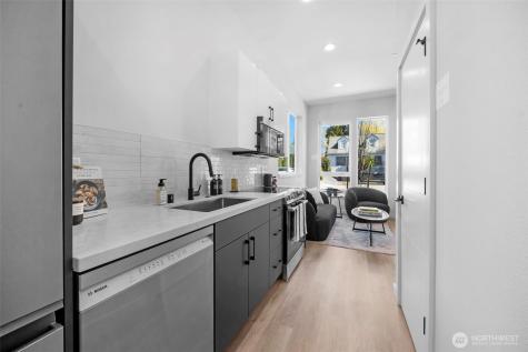 6727 Carleton Avenue S Seattle WA 98108