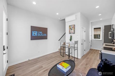 6727 Carleton Avenue S Seattle WA 98108