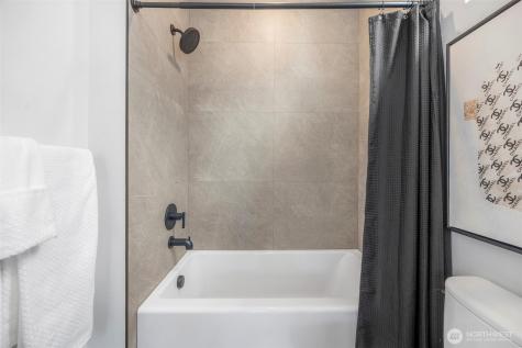 6727 Carleton Avenue S Seattle WA 98108
