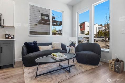 6727 Carleton Avenue S Seattle WA 98108