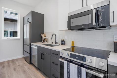 6727 Carleton Avenue S Seattle WA 98108