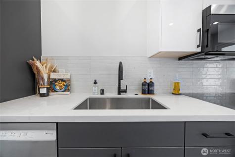 6727 Carleton Avenue S Seattle WA 98108