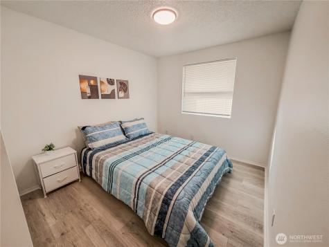 25304 146th Avenue SE Kent WA 98042