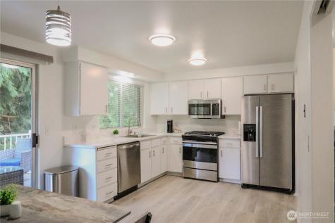 25304 146th Avenue SE Kent WA 98042