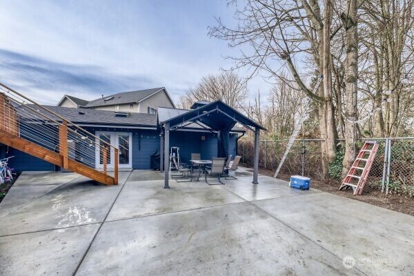 17606 Larch Way Lynnwood WA 98037