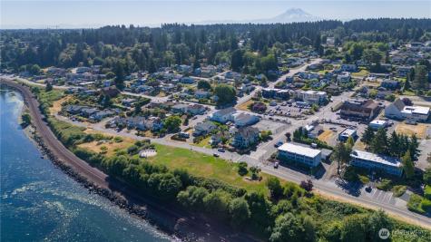 1810 Rainier Street Steilacoom WA 98388