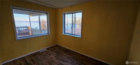 1810 Rainier Street Steilacoom WA 98388