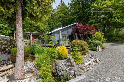 17238 Maple Lane La Conner WA 98257