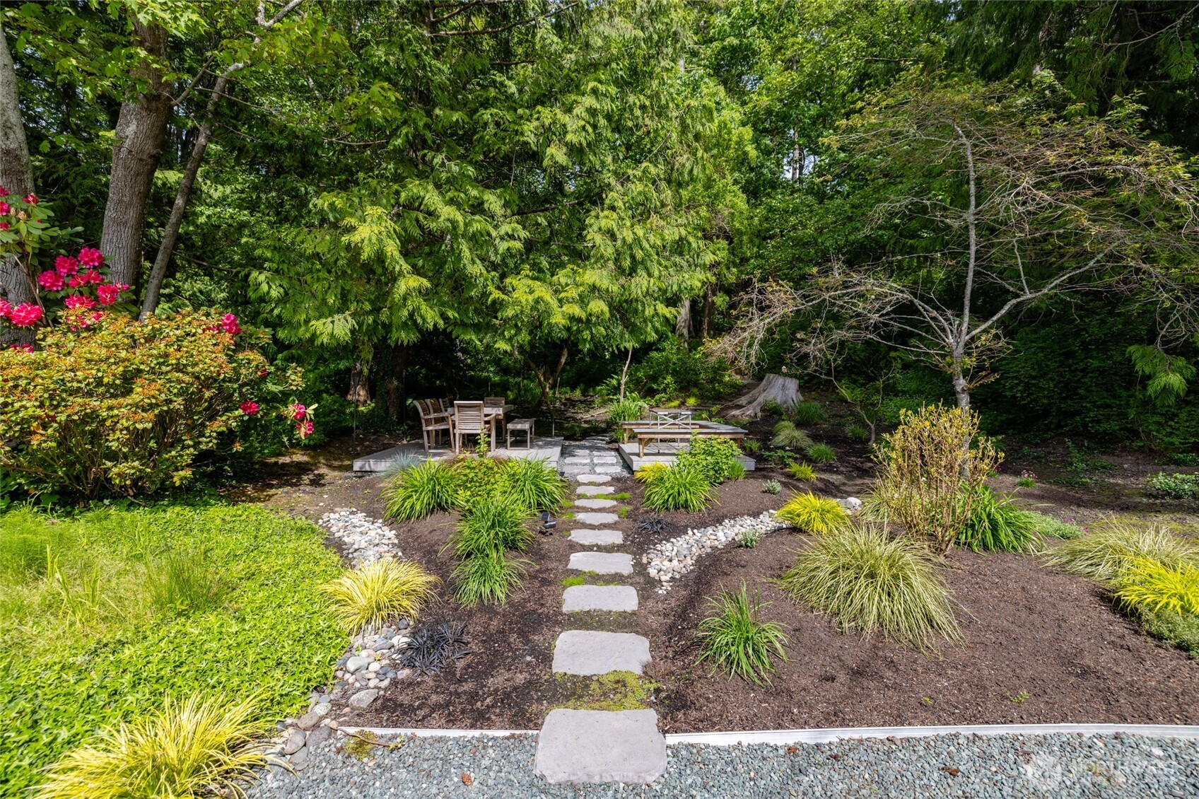 17238 Maple Lane La Conner WA 98257