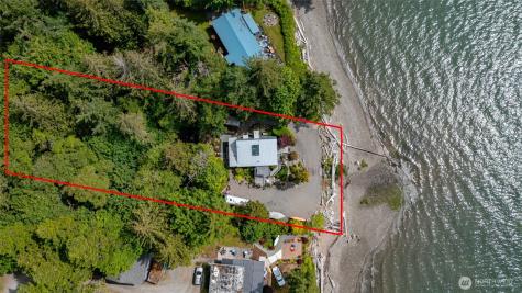 17238 Maple Lane La Conner WA 98257
