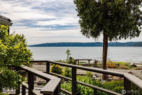 17238 Maple Lane La Conner WA 98257