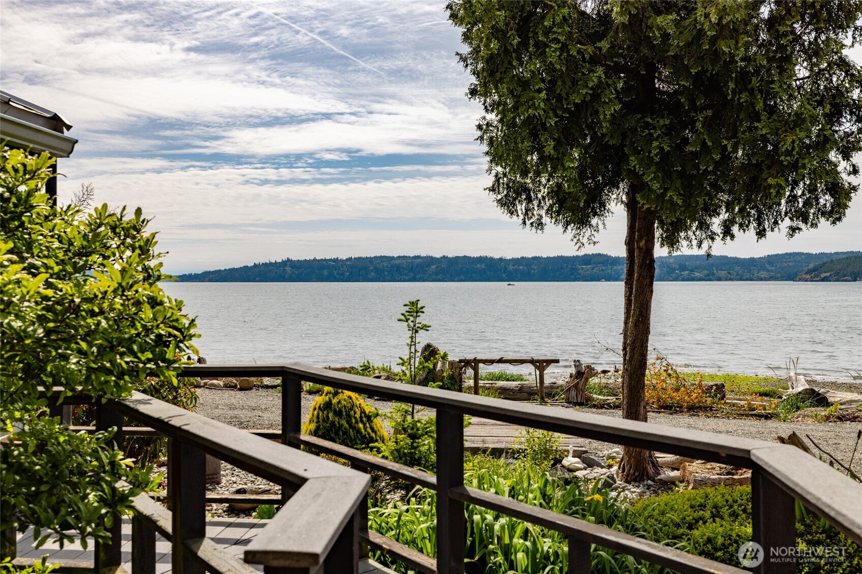 17238 Maple Lane La Conner WA 98257