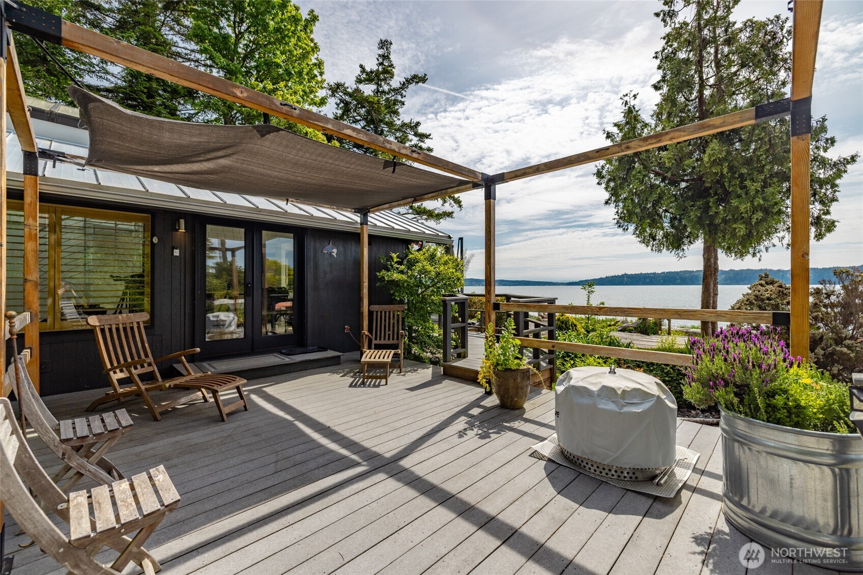 17238 Maple Lane La Conner WA 98257