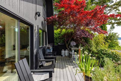 17238 Maple Lane La Conner WA 98257