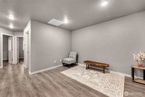 12318 NE 116th Street Vancouver WA 98682