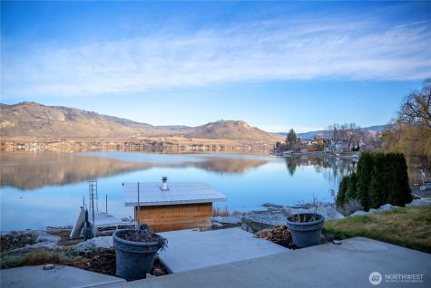 14 Turtle Lane Oroville WA 98844