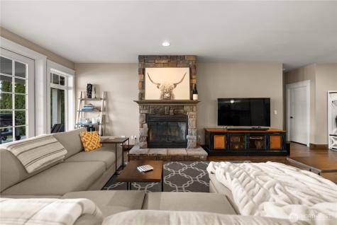 14 Turtle Lane Oroville WA 98844