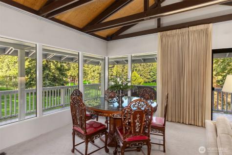 11186 Blue Pond Place NE Bainbridge Island WA 98110