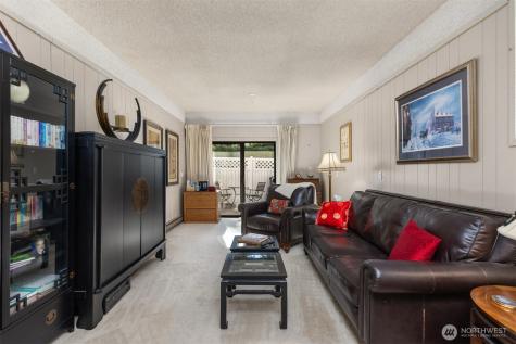 11186 Blue Pond Place NE Bainbridge Island WA 98110