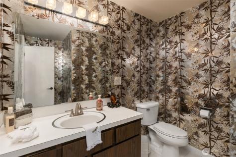 11186 Blue Pond Place NE Bainbridge Island WA 98110