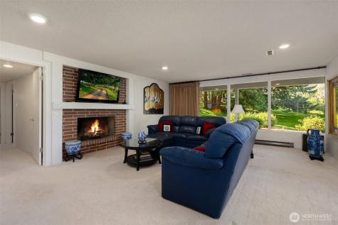 11186 Blue Pond Place NE Bainbridge Island WA 98110