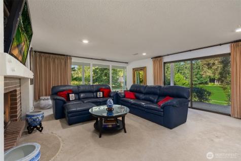 11186 Blue Pond Place NE Bainbridge Island WA 98110